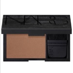 NARS laguna tiara bronzer with brush